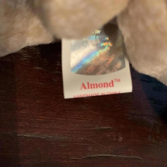 🍁Ty beanie baby Bear Almond April 14, 1999 - Picture 8 of 12